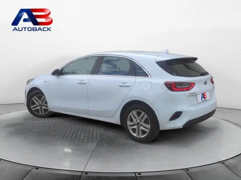 Kia Ceed 1.6 CRDi 100kW (136CV) Drive