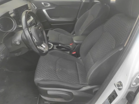 Kia Ceed 1.6 CRDi 100kW (136CV) Drive