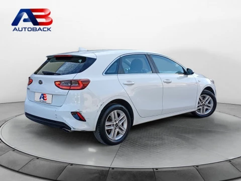 Kia Ceed 1.6 CRDi 100kW (136CV) Drive