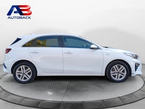 Kia Ceed 1.6 CRDi 100kW (136CV) Drive