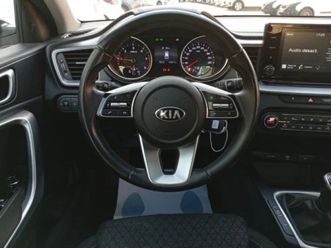 Kia Ceed 1.6 CRDi 100kW (136CV) Drive