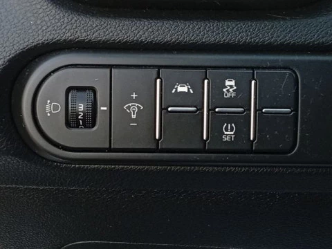 Kia Ceed 1.6 CRDi 100kW (136CV) Drive