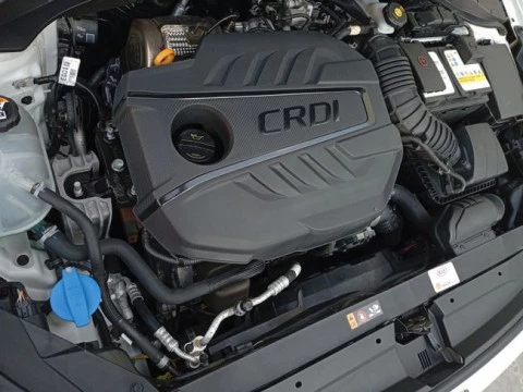 Kia Ceed 1.6 CRDi 100kW (136CV) Drive