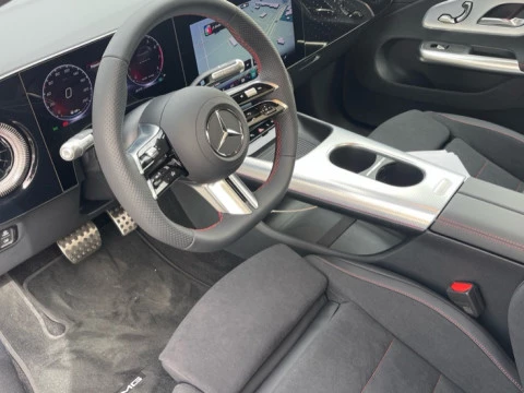 Mercedes-Benz Clase CLA  180 con tecnología híbrida