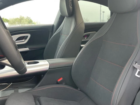 Mercedes-Benz Clase CLA  180 con tecnología híbrida