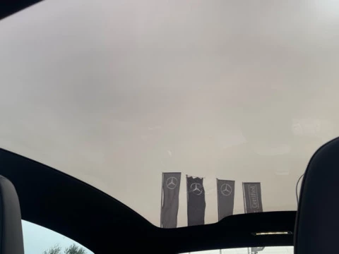 Mercedes-Benz Clase CLA  180 con tecnología híbrida