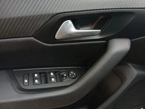 Peugeot 508 5P Active Pack BlueHDi 130 S&S EAT8