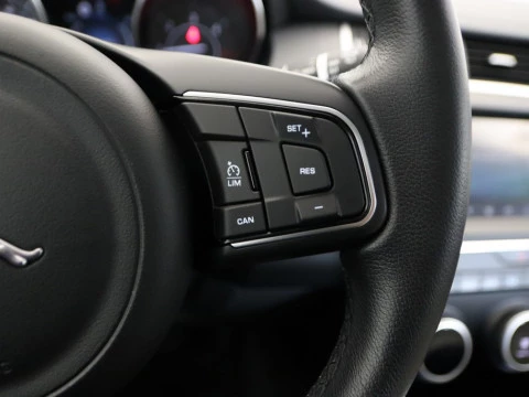 Jaguar E-PACE 2.0 D 110KW S AUTO 4WD 5P