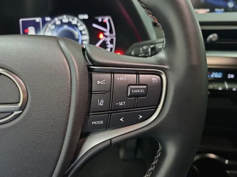 Lexus UX 2.0 250h Premium