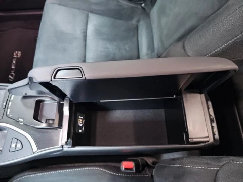 Lexus UX 2.0 250h Premium