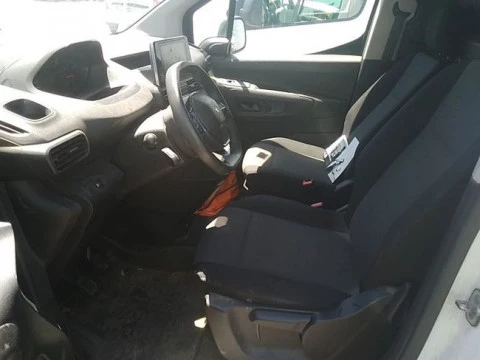 Peugeot Partner Premium Standard 600kg BlueHDi 73kW 4 Puertas