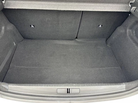 Peugeot 208 BlueHDi 73kW (100CV) Active Pack