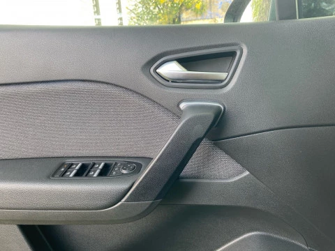 Renault Captur techno Eco-G 100cv (74 kW)