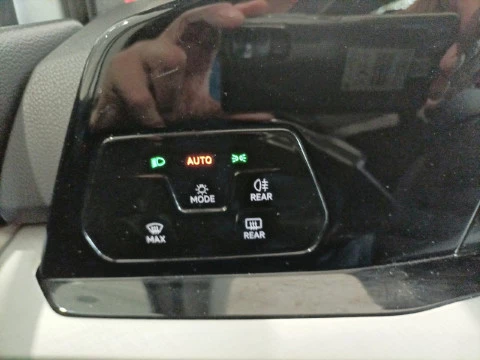 Volkswagen Golf Life 2.0 TDI 85kW (115CV)