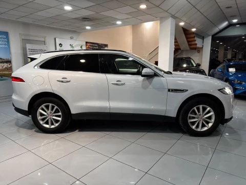 Jaguar F-Pace 2.0 I4D PRESTIGE AT AWD 180