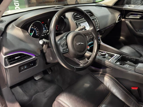 Jaguar F-Pace 2.0 I4D PRESTIGE AT AWD 180