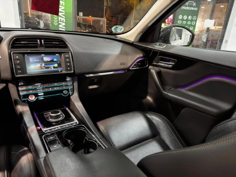 Jaguar F-Pace 2.0 I4D PRESTIGE AT AWD 180