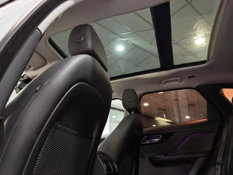 Jaguar F-Pace 2.0 I4D PRESTIGE AT AWD 180