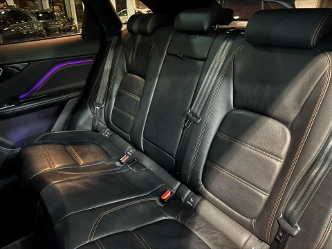 Jaguar F-Pace 2.0 I4D PRESTIGE AT AWD 180