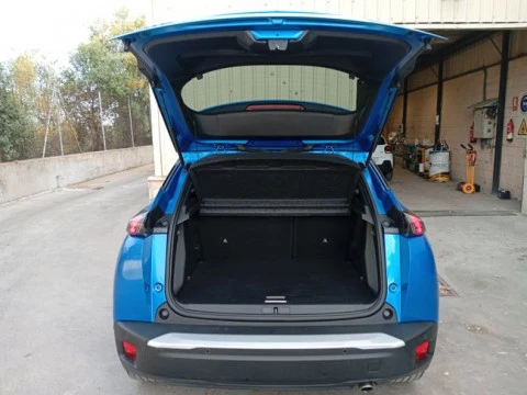 Peugeot 2008 Allure Pack BlueHDI 130 S&S EAT8