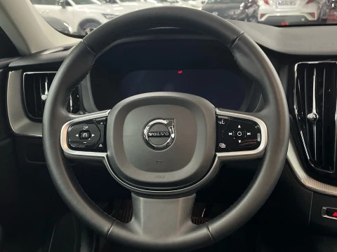 Volvo XC60 XC60 Plus, B5 AWD Mild Hybrid, Gasolina, Dark