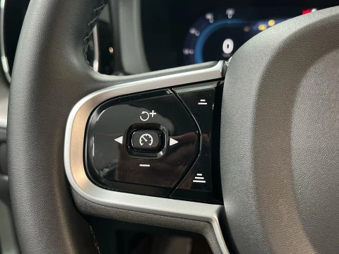 Volvo XC60 XC60 Plus, B5 AWD Mild Hybrid, Gasolina, Dark