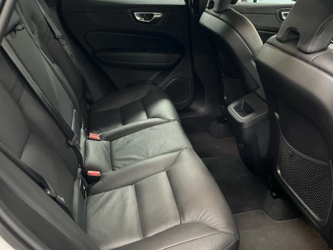 Volvo XC60 XC60 Plus, B5 AWD Mild Hybrid, Gasolina, Dark