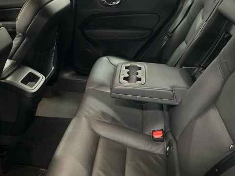 Volvo XC60 XC60 Plus, B5 AWD Mild Hybrid, Gasolina, Dark