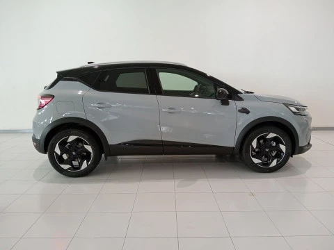 Renault Captur   TCe Techno 67kW