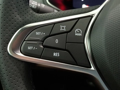 Renault Captur   TCe Techno 67kW