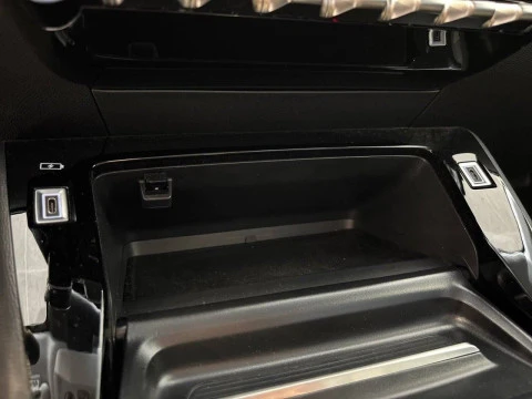 Peugeot 208 Allure HYBRID 110 eDCS6