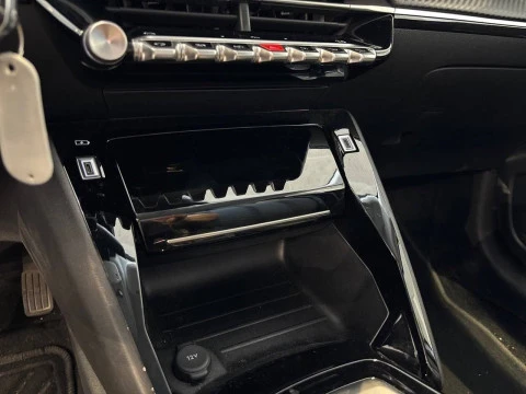 Peugeot 208 Allure HYBRID 110 eDCS6