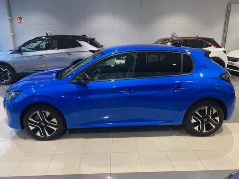 Peugeot 208 Allure Gasolina 100 S&S 6 Vel. MAN Peugeot 208 Allure Gasolina 100 S&S 6 Vel. MAN