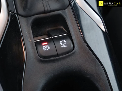 Toyota Corolla 1.8 125 Hibrido Active Tech E-CVT 90 kW (122 CV)