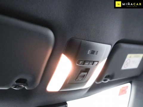 Toyota Corolla 1.8 125 Hibrido Active Tech E-CVT 90 kW (122 CV)