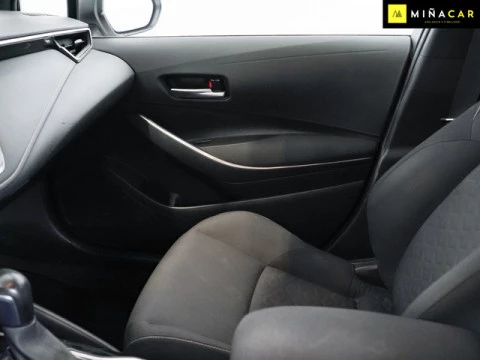 Toyota Corolla 1.8 125 Hibrido Active Tech E-CVT 90 kW (122 CV)