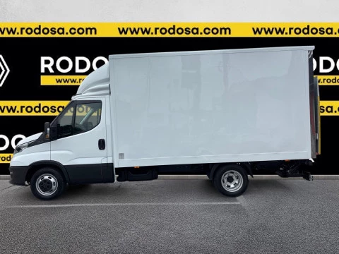 Iveco Daily Caja + Plataforma