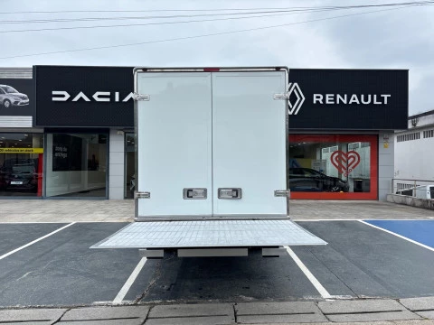 Iveco Daily Caja + Plataforma