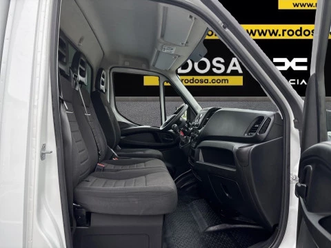 Iveco Daily Caja + Plataforma
