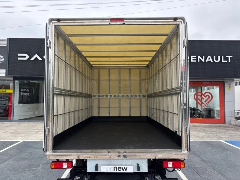 Iveco Daily Caja + Plataforma
