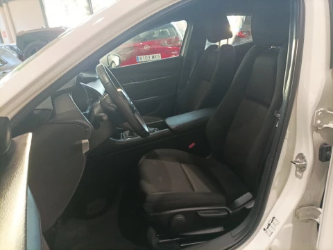 Mazda3 2.5L E-SKY G MHEV 103kW Prime-line