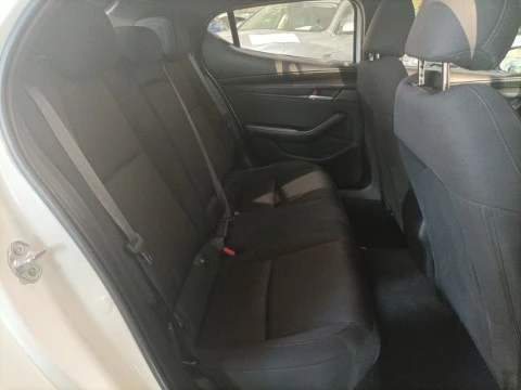 Mazda3 2.5L E-SKY G MHEV 103kW Prime-line