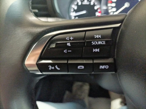 Mazda3 2.5L E-SKY G MHEV 103kW Prime-line