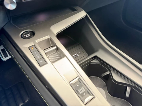 Peugeot 308 5P GT Exclusive Hybrid MHEV 145 e-DCS6
