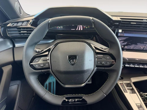 Peugeot 308 5P GT Exclusive Hybrid MHEV 145 e-DCS6