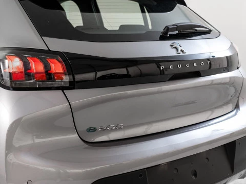 Peugeot e-208 Electrico Allure Pack