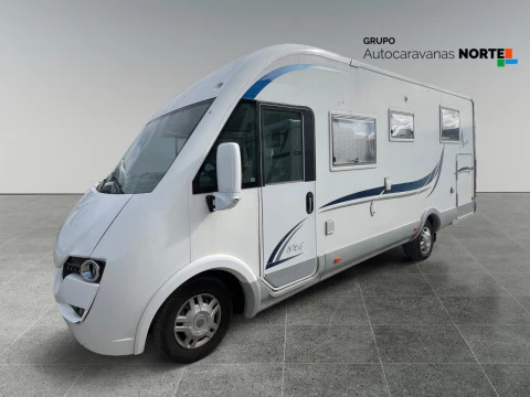 MCLOUIS NEVIS NEVIS 879G