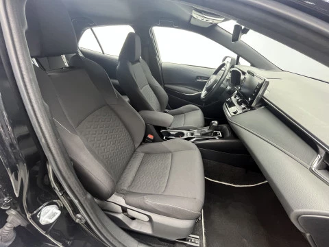 Toyota Corolla 1.8 125H ACTIVE TECH E-CVT