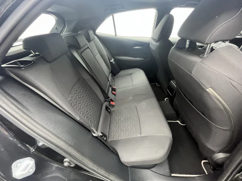 Toyota Corolla 1.8 125H ACTIVE TECH E-CVT