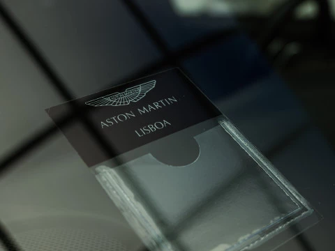 Aston Martin DBX 707 V8